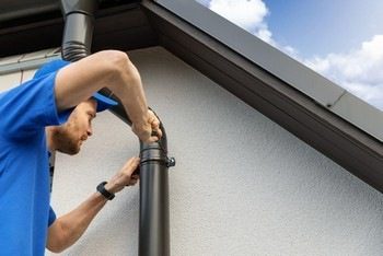 All types of Lake City gutters in WA near 98125