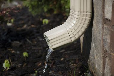 Anacortes repair gutter leaks in WA near 98221